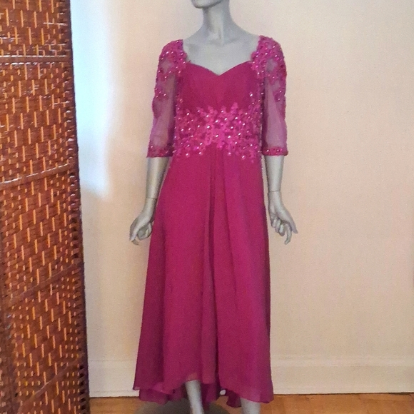 NWTO Evening Gown - Picture 3 of 8